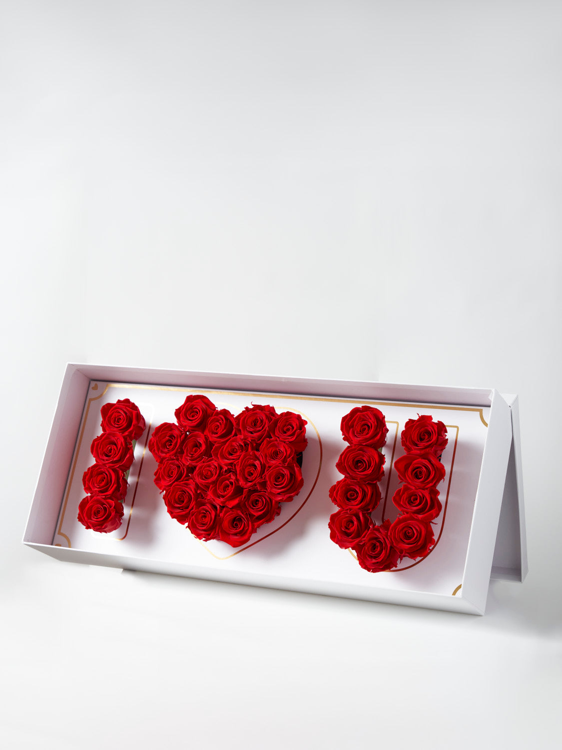 ‘I ❤️ U’ Preserved Roses